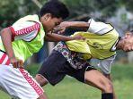 Ilustrasi-para-pemain-tim-Persedikab-Youth-saat-menjalani-sesi-latihan.jpg