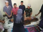 Jasad-korban-bocah-tenggelam-di-telaga-Dusun-Biyodo-Kabupaten-Gresik.jpg