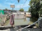 Jembatan-di-Tambakcemandi-Sidoarjo-yang-ambrol.jpg
