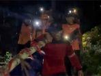 Jenazah-pendaki-wanita-tewas-terseret-air-bah-Watu-Lawang-Gunung-Bekel-saat-dievakuasi.jpg
