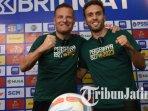 Josep-Gombau-dan-Ze-Valente-jelang-laga-Persebaya-vs-Persib-Bandung.jpg