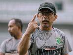 Juru-latih-Persebaya-Aji-Santoso.jpg