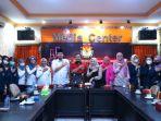 KPID-Jatim-saat-melakukan-kunjungan-ke-kantor-KPU-Jatim-Senin-21112022.jpg