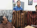Kain-Batik-Lurik-Bhumi-Ngrowo-yang-asli-kiri-lebih-terang.jpg