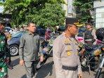 Kapolres-Tuban-AKBP-Suryono-mengecek-kesiapan-personel-pasukan-Operasi-Ketupat-Semeru-2024.jpg