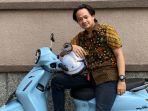 Karyawan-Swasta-asal-Surabaya-David-Gunawan-25-saat-foto-bersama-motor.jpg