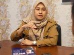 Kepala-Dinkopumdag-Surabaya-Dewi-Soeriyawati-saat-memberikan-penjelasan-terkait-aplikasi-CAK-BAPOK.jpg