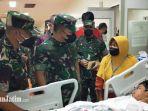 Kepala-Staf-TNI-Angkatan-Darat-KSAD-Jenderal-TNI-Dudung-Abdurachman-tengah.jpg