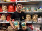 Keripik-tempe-produksi-Warga-Jombang-banyak-dipesan-masyarakat.jpg