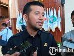 Ketua-DPD-Partai-Demokrat-Jatim-Emil-Elestianto-Dardak-di-Surabaya-ilustrasi-emil-dardak.jpg