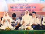 Khofifah-saat-menghadiri-Nuzulul-Quran-bersama-Walikota-Mojokerto-Ika-Puspitasari.jpg