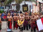 Kirab-Budaya-dan-Pekan-Budaya-Majapahit-di-Lapangan-Raden-Wijaya.jpg
