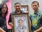 Kolaborasi-Mr-D-dan-Asri-Nugroho-Hadirkan-Seni-Lukis-dan-QR-Art.jpg