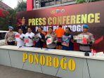 Komplotan-Pencuri-Truk-Rokok-di-Ponorogo-Dilumpuhkan-2-Masih-DP.jpg