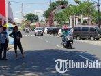 Kondisi-Jalan-Raung-Kota-Blitar-setelah-kembali-diterapkan-jalur-dua-arah-untuk-kendaraan.jpg