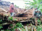 Kondisi-bangunan-rumah-warga-yang-rusak-diterjang-angin-puting-beliung.jpg