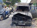 Kondisi-mobil-yang-terbakar-di-Jl-Raya-Kelurahan-Satreyan.jpg