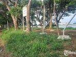 Kondisi-pagar-pembatas-di-waduk-Bunder-Gresik-yang-ambruk.jpg