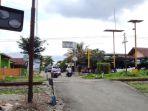 Kondisi-perlintasan-tanpa-palang-pintu-yang-menjadi-lokasi-kecelakaan-dua-pelajar-dan-kereta-api.jpg