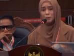Lesti-Kejora-menangis-saat-bersaksi-di-sidang-gugatan-UU-Hak-Cipta.jpg