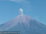 Letusan-asap-membumbung-dari-puncak-Semeru.jpg