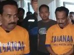 M-Samanhudi-Anwar-saat-memakai-kaus-tahanan-Polda-Jatim.jpg
