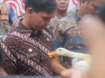 Makna-bebek-yang-diberikan-mahasiswa-ke-kantor-Wali-Kota-Bobby-Nasution.jpg