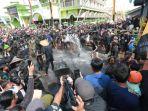 Meriahnya-ritual-adat-Kebo-keboan-Alas-Malang-di-Banyuwangi.jpg