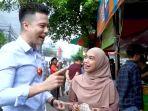 jatim/Momen-Ria-Ricis-war-takjil-bareng-Pendeta-Marcel.jpg