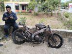 Motor-Yamaha-V-Xion-yang-dikendarai-Setio-Utomo-usai-terbakar-Senin-4112024.jpg