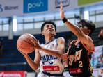 Nevelyn-Atha-Abdillah-tampil-gemilang-untuk-Smamda-Sidoarjo-dengan-torehan-11-poin-1-asis-3-steal.jpg
