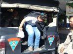 PSK-terjaring-razia-saat-turun-dari-mobil-Sat-Pol-PP.jpg