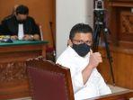 Pakar-mikro-ekspresi-arti-tersembunyi-gaya-rambut-Ferdy-Sambo-sidang-vonis-Brigadir-J.jpg