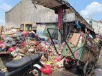 Pantas-Warga-Protes-Tumpukan-Sampah-karena-Pembuangan-Liar-Ulah-Kepala-DLHK-Rugikan-Negara-Rp216-M.jpg