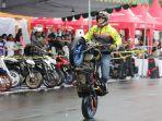 Para-Driver-Motor-menunjukan-kemampuan-berkendara-saat-Joc-Jember.jpg