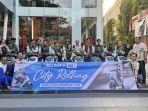 Para-jurnalis-saat-foto-bersama-motor-Listrik-Honda-EM1-e-dalam-ESG-Mission.jpg