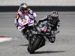 Pebalap-Aprilia-Racing-Aleix-Espargaro-dan-pebalap-Pramac-Racing-Johann-Zarco.jpg