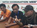 Pelatih-Persibo-Bojonegoro-Iwan-Setiawan-saat-konferensi-pers-jelang-hadapi-Persatu-Tuban.jpg