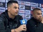 Pelatih-Persija-Jakarta-Carlos-Pena-saat-jumpa-pers-jelang-laga-Persija-vs-Madura-United.jpg