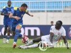 Pemain-Arema-FC-Paulinho-MoccelinLaga-Arema-FC-vs-Borneo-FC-berakhir-dengan-skor-1-3.jpg