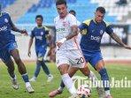 Pemain-Borneo-FC-Juan-Villa-di-Laga-Arema-FC-vs-Borneo-FC-1-3.jpg