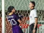 Pemain-Persik-Kediri-melakukan-protes-ke-wasit-di-laga-melawan-PSS-Sleman.jpg