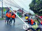 Pemasangan-lampu-PJU-di-wilayah-Kabupaten-Blitar-ilustrasi-pju-ilustrasi-lampu-jalan.jpg