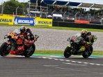Pembalap-Mooney-VR46-Marco-Bezzecchi-dan-Brad-Binder-KTM-Red-Bull.jpg
