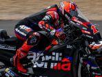 Pembalap-MotoGP-Maverick-Vinales-saat-berlaga-pada-MotoGP-Inggris-2024.jpg