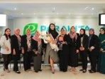 Pemenang-Miss-Universe-Indonesia-Jawa-Timur-2023-Chaterina-Sherly-di-Parahita-Diagnostic-Center.jpg