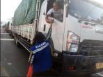 Pemkab-kembali-membagikan-500-nasi-bungkus-yang-dibagikan.jpg