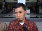 Pengacara-Mantan-Kadis-PUPR-M-Ridlwan-saat-bertandang-ke-Kantor-Pemkab-Lamongan.jpg