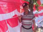 Penjual-bendera-di-Sumenep.jpg