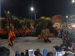 Pertunjukan-reog-Ponorogo-oleh-para-seniman-Trenggalek-di.jpg